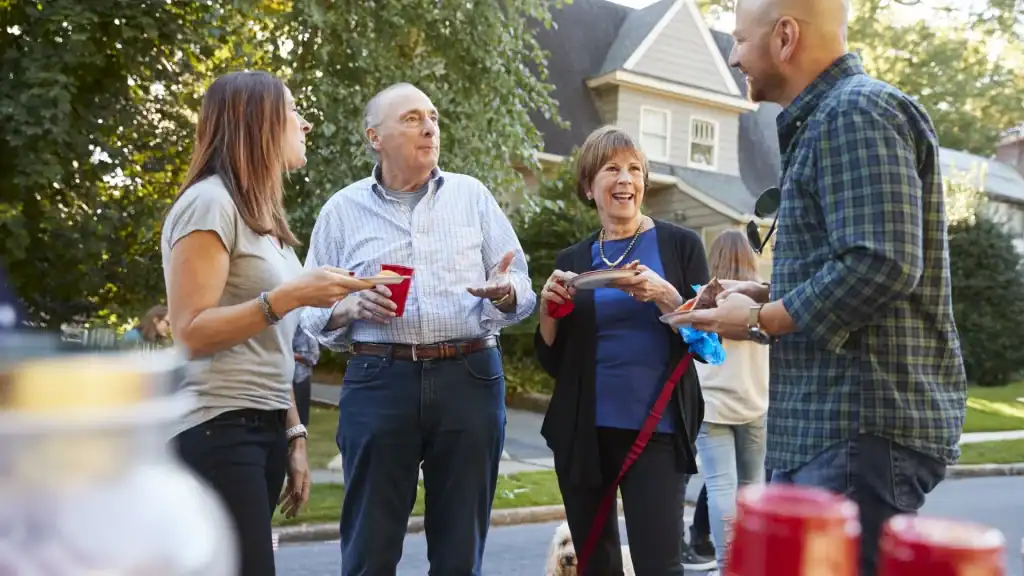 Discover simple communication rituals that reduce conversation stress, improve listening comfort, and help families support hearing health through everyday habits and professional care.